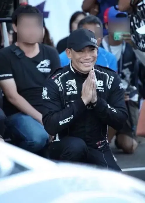 เปิดสุดยอดรถหรู รถแข่ง ของสะลม"เอ๋ ชนม์สวัสดิ์" งานนี้ชุดใหญ่ ไม่ธรรมดา