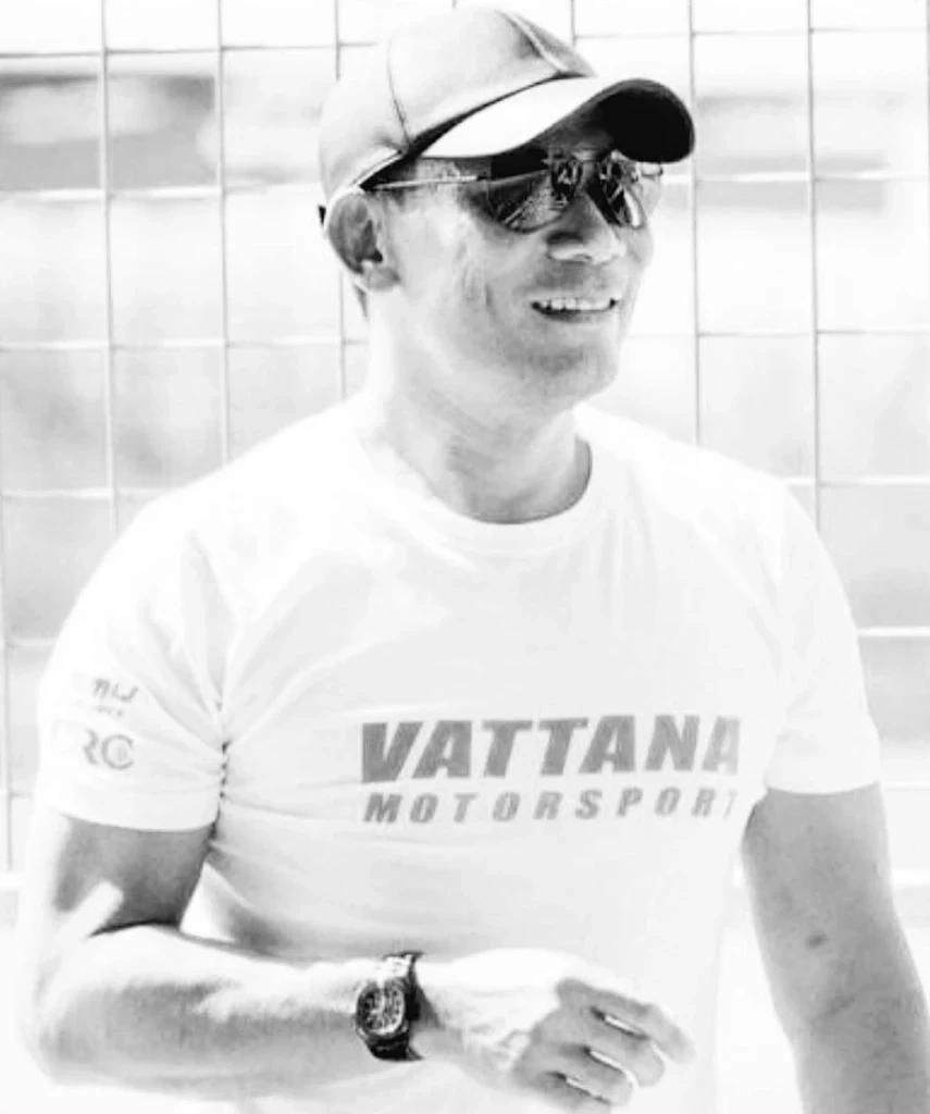 เกร็ดชีวิต‘เอ๋-ชนม์สวัสดิ์ ’คนการเมืองที่ชีวิตผกผันแห่งบ้านใหญ่ม้าทองคำ สมุทรปราการ