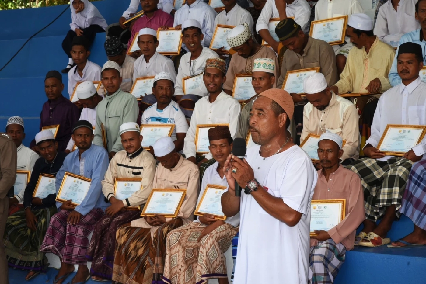 ผบ.ตร.ปลื้ม“บ้านเกาะสินไห” ปิดโครงการชุมชนยั่งยืน