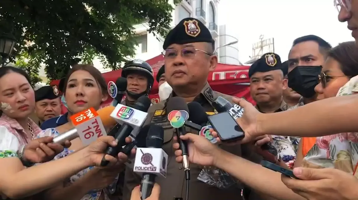 ตร.จัดระเบียบข้าวสาร เล่นสงกรานต์ ลดแออัด ไม่เสี่ยงโศกนาฎกรรม