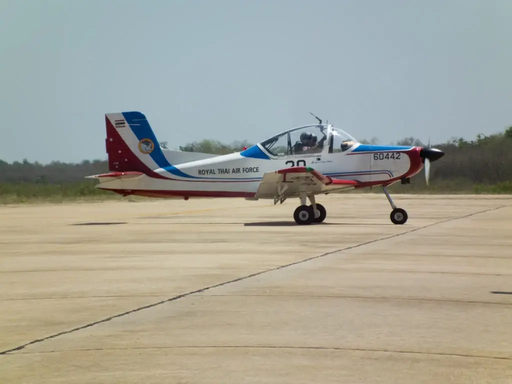 เครื่องบินฝึก CT-4E ทอ. ประสบอุบัติเหตุ ครูการบินเสียชีวิต 1 คน เจ็บ 1 คน