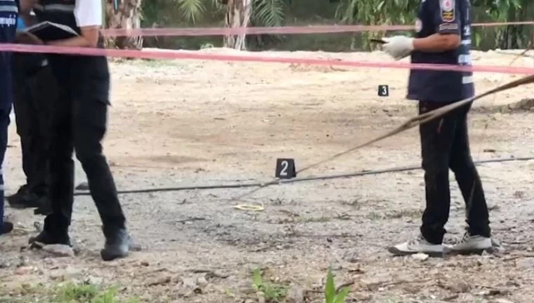 คดียิงถล่ม 4 ศพลาม พบลูกชายดาบตำรวจ ถูกยิงดับหน้างานศพลุงที่ร่วมก่อเหตุ