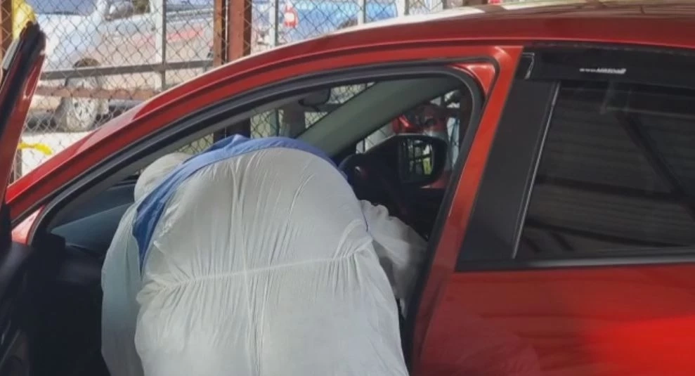 พฐ.ตรวจรถยนต์ของกลุ่มผู้ต้องสงสัย