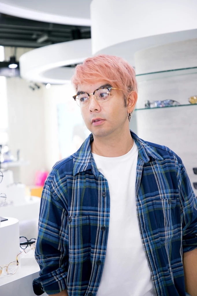 กวาง AB Normal Ray-Ban