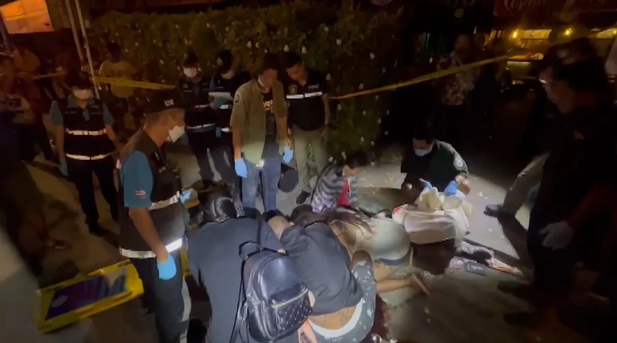 โจ๋เมืองเหน่อดุ จ่อยิงอริหน้าผับดับคาที่ ก่อนโดนรวบทันควัน