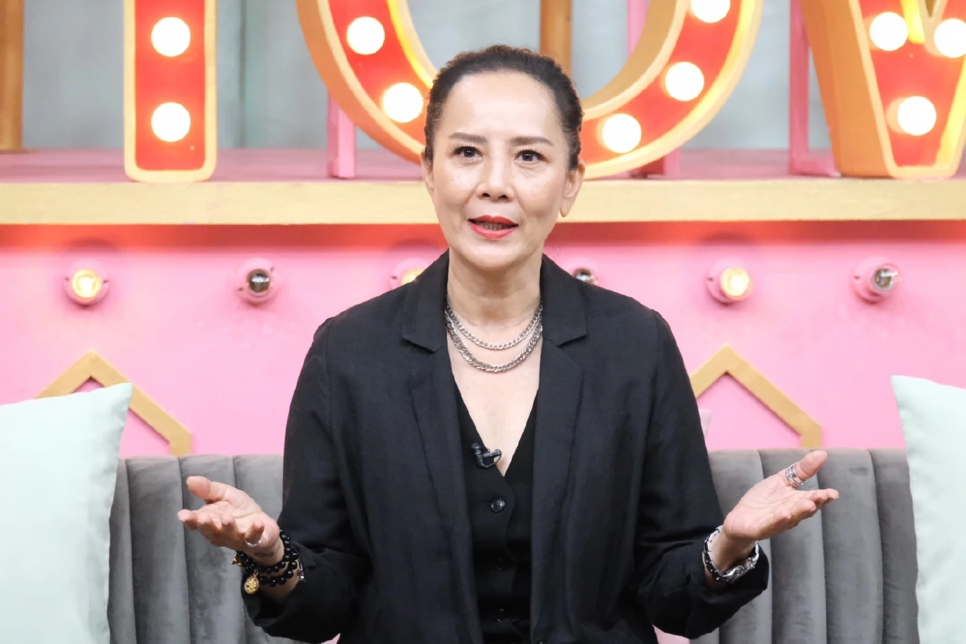 ต่าย เพ็ญพักตร์ ไม่ต้องมีแฟนก็อยู่คนเดียวได้ ถือพรหมจรรย์ไปตลอดชีวิต