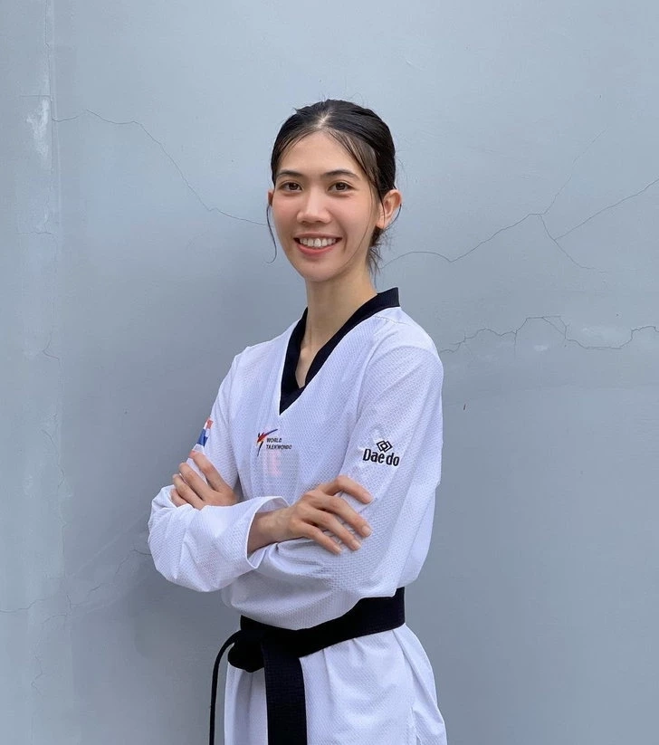 "เทนนิส พาณิภัค” สุดภูมิใจ รับพระราชทานถ้วยรางวัล นักกีฬาดีเด่น 7 ปีติด