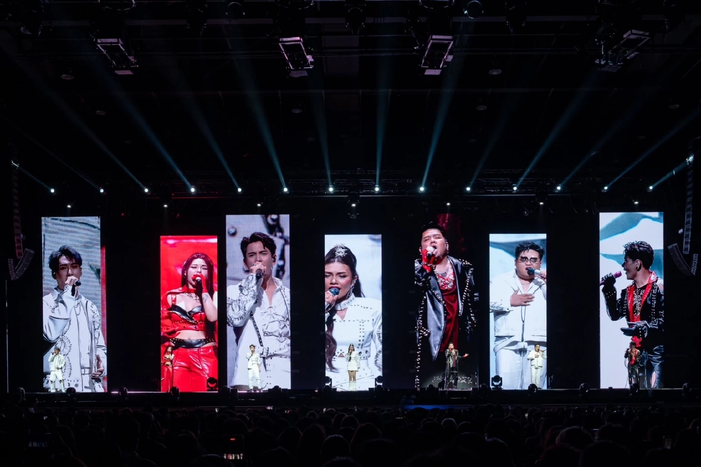 ไปดูมาแล้ว 7 สุดยอดศิลปิน ใน คอนเสิร์ต 4 โพดำ ปะทะ 3 ดอกจิก อสรพิษมิตรร้าย