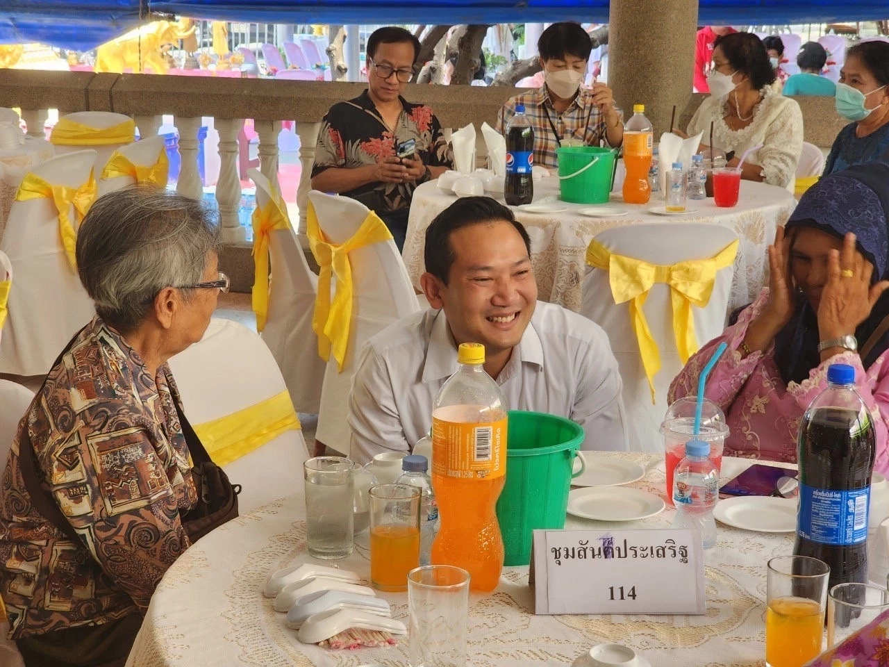 "จารุพล" นำผู้สมัครส.ส. กทม. พรรคเพื่อชาติ บุกวังทองหลางลุยหาเสียง