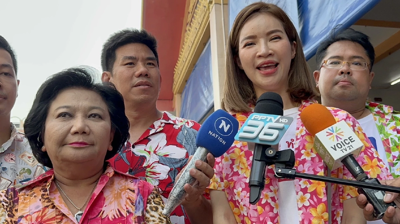 “พวงเพ็ชร” ซัด กกต. ยกคณะดูงานต่างประเทศ ช่วงเลือกตั้ง