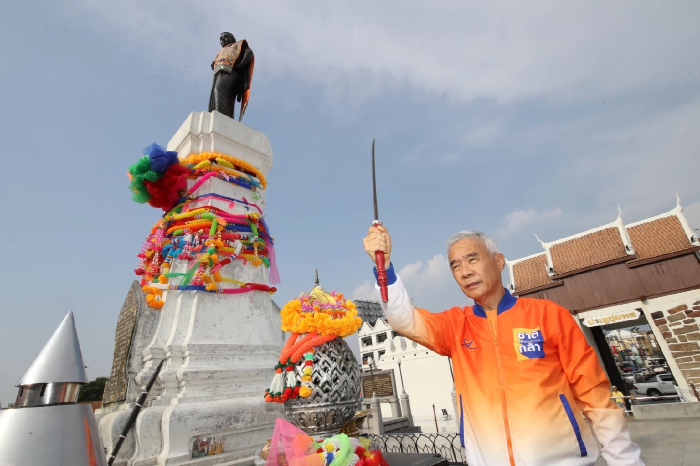 เลือกตั้ง 66 "สุวัจน์" ประกาศสู้ตาย นำเศรษฐกิจยุคทองคืนคนโคราช