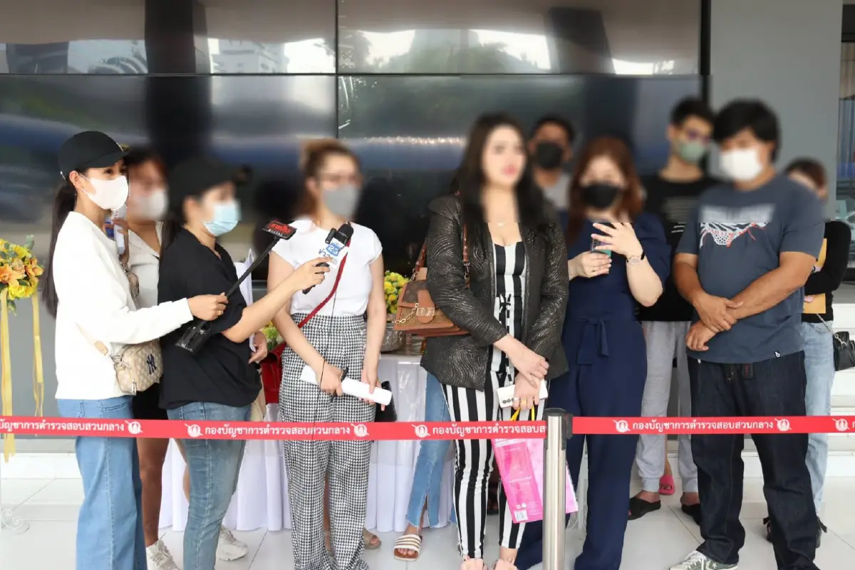 แห่แจ้งจับ "เท้าแชร์ทรงซ้อ" หลอกลงทุนผลตอบแทนสูง สูญเงินกว่า 35 ล้าน