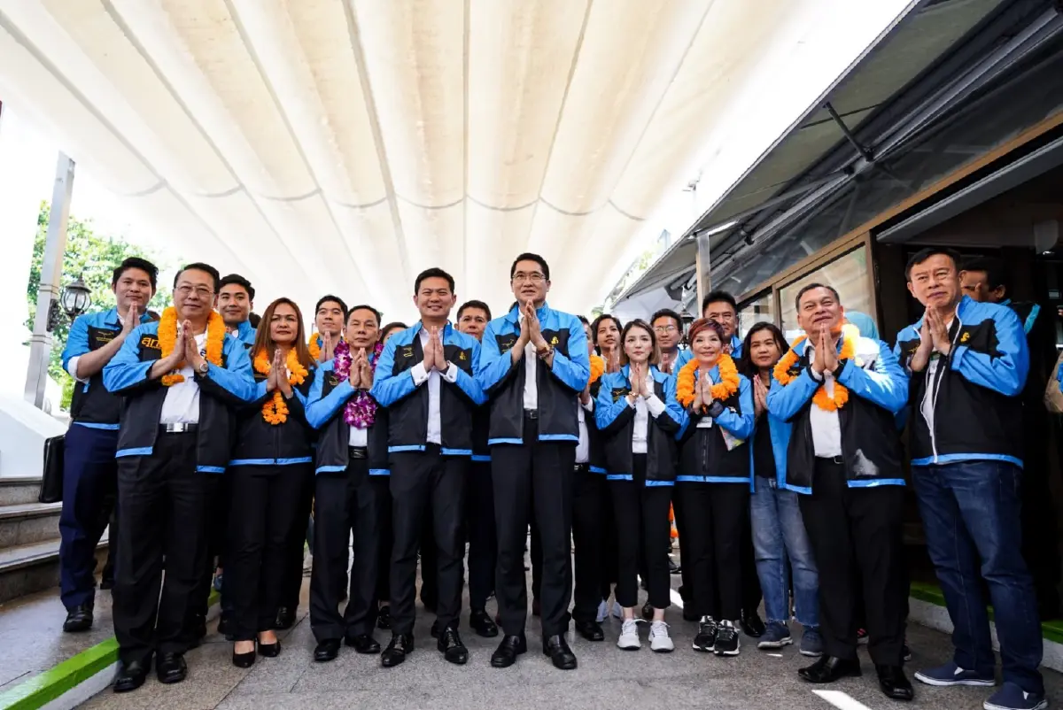 "ชวน" นำทัพอดีตหัวหน้าพรรคปชป. ประเดิมปราศรัยใหญ่ ลานคนเมืองกทม.วันนี้