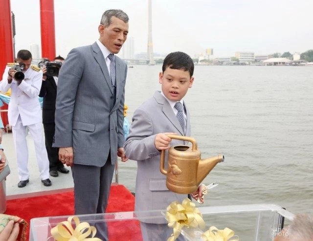 พระราชประวัติ สมเด็จพระเจ้าลูกยาเธอ เจ้าฟ้าทีปังกรรัศมีโชติ มหาวชิโรตตมางกูร สิริวิบูลยราชกุมาร