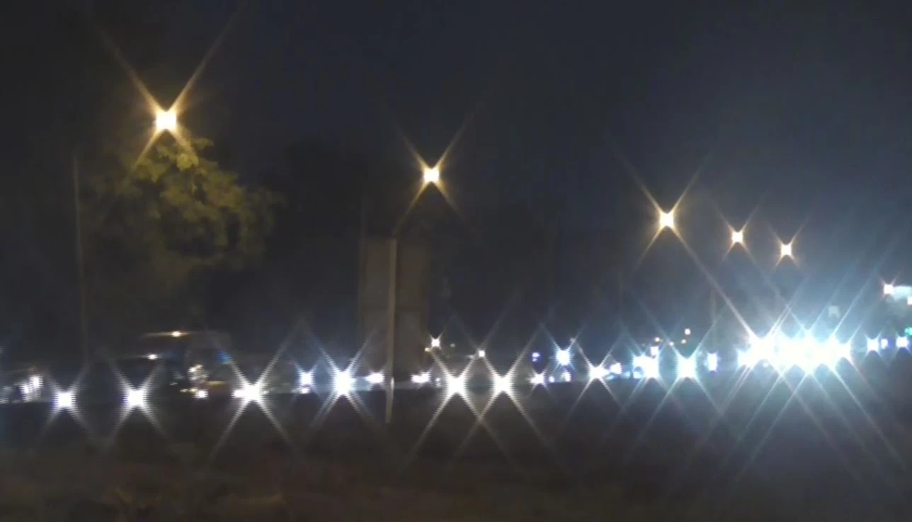 ถนนสายเอเชียมุ่งหน้า กทม. ยิ่งดึกยิ่งหนาแน่น แนะใช้ทางเลี่ยงลดปัญหาจราจร