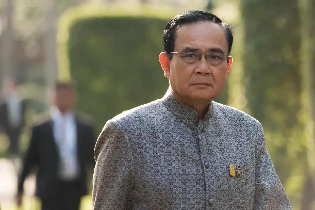 เนชั่นโพล ศึก 2 ป. ลุงตู่ VS ลุงป้อม คนไทยอยากให้ใครเป็นนายกฯ