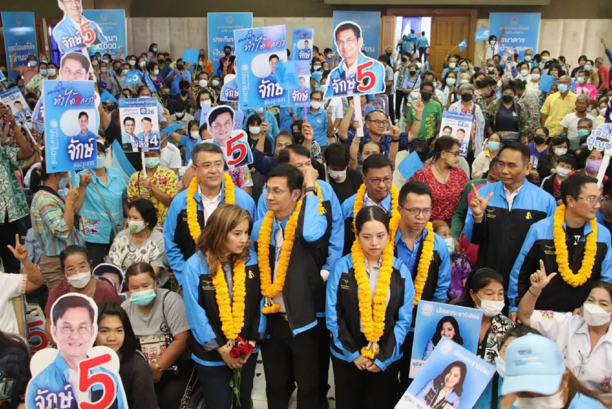 "จุรินทร์" ย้ำจุดยืน ประชาธิปไตยเต็มใบ ไม่โกง ไม่เอาระบบประธานาธิบดี