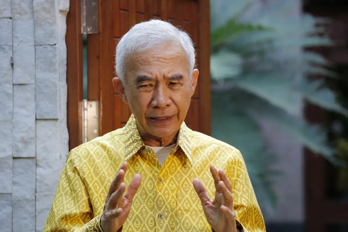 "สุวัจน์" อวยพรปีใหม่ไทย ให้เดินทางด้วยความปลอดภัย