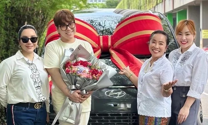 โค้งสุดท้าย หวยเด็ด เลขเด็ดงวดนี้ 1/4/66 รอลุ้นโชค ใครจะเป็นเศรษฐีคนใหม่ รู้กันวันนี้!