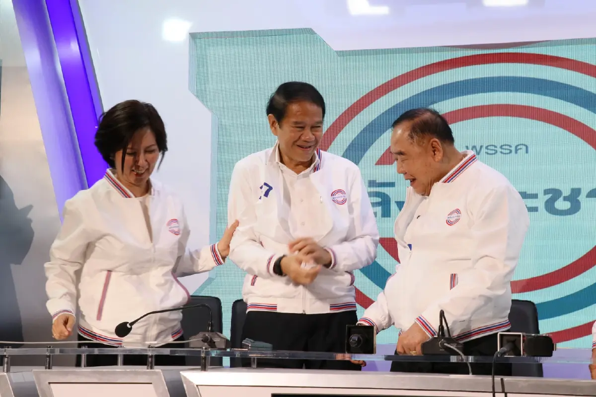 "บิ๊กป้อม" เปิดตัว "คณิศ" ดูเขตพัฒนาชายแดนใต้ ลั่นอยากสำเร็จต้องได้เป็นรบ.