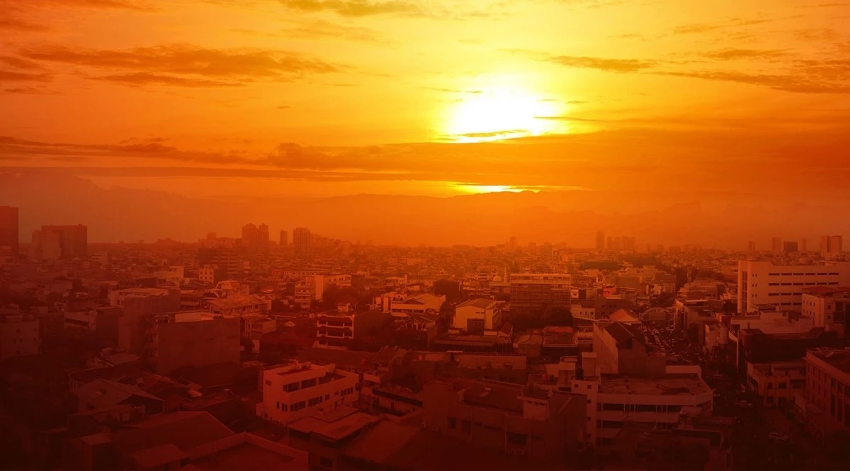 อัปเดต "ฮีทสโตรก" หลังคร่าชีวิตคนดัง-ศิลปินไทย ในช่วงหน้าร้อนปีนี้ 