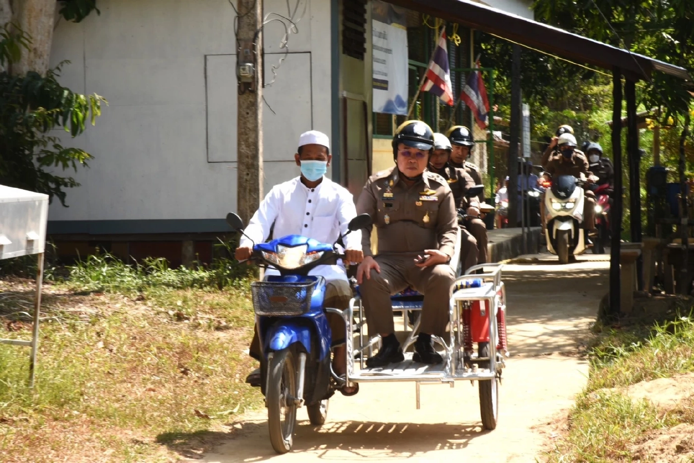 ผบ.ตร.ปลื้ม“บ้านเกาะสินไห” ปิดโครงการชุมชนยั่งยืน