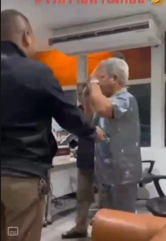 คลิปว่อนโซเชียล“ซูโม่ตุ๋ย” เมาไม่เป่าโวยลั่นสน.พญาไท