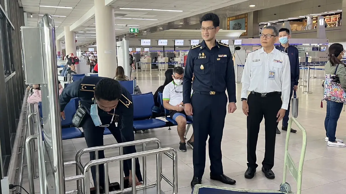 พาณิชย์ ลุยตรวจ เครื่องชั่งน้ำหนัก กระเป๋าในสนามบิน ดูแลผู้ใช้บริการ