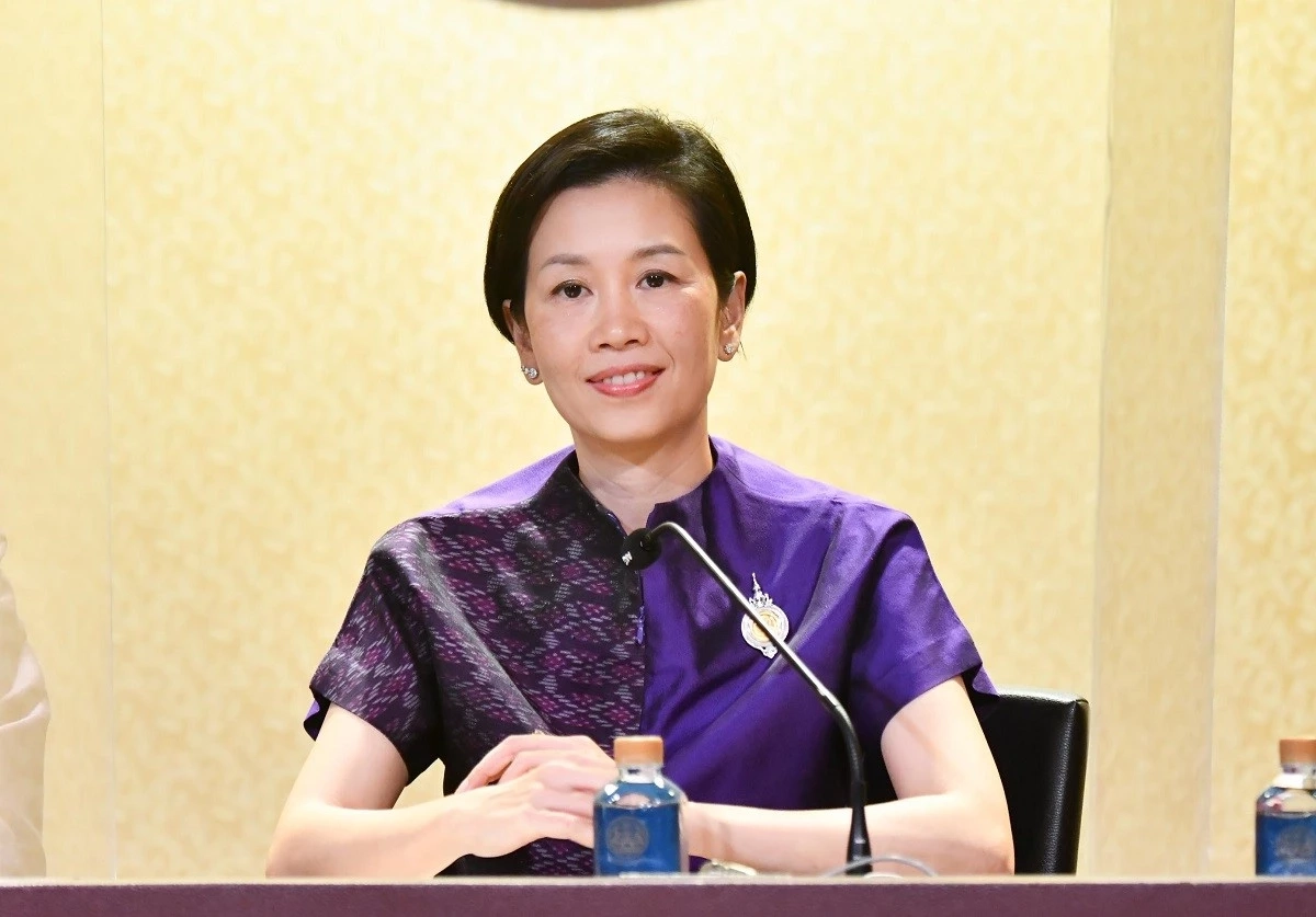 ป่วยโควิด-19 ใช้สิทธิบัตรทอง พบแพทย์ ระบบ Telemedicine ผ่าน 4 แอปฯ ส่งยาฟรี