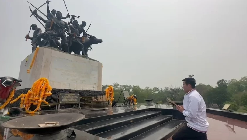 "ชัยวุฒิ" หาเสียงค่ายบางระจัน ชวนคนไทยคิดถึงรากเหง้าปลูกฝังรักชาติ