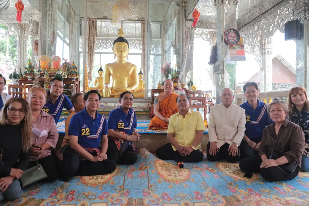 "บิ๊กตู่" อ้อนชาวอุดรฯ อยู่ต่ออีก 2 ปี ขอสานต่องานที่ยังค้างอยู่