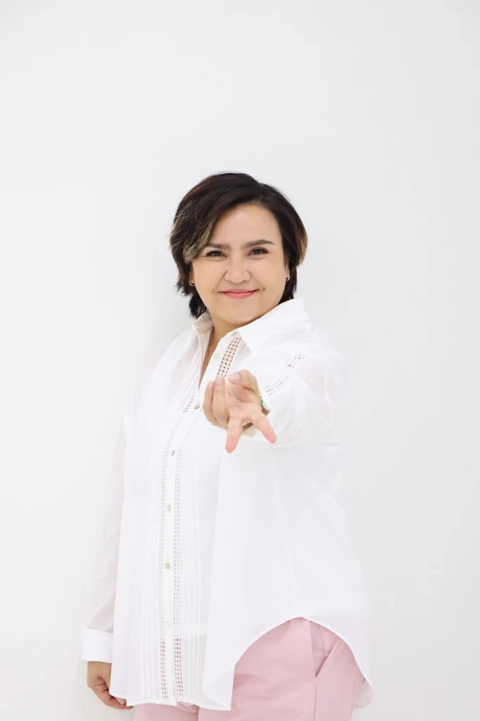 “ปาน ธนพร” ชีวิตที่เคยหลงทางจากแสงสี ก่อนเจอธรรมะ ทำให้เข้าใจสัจธรรม