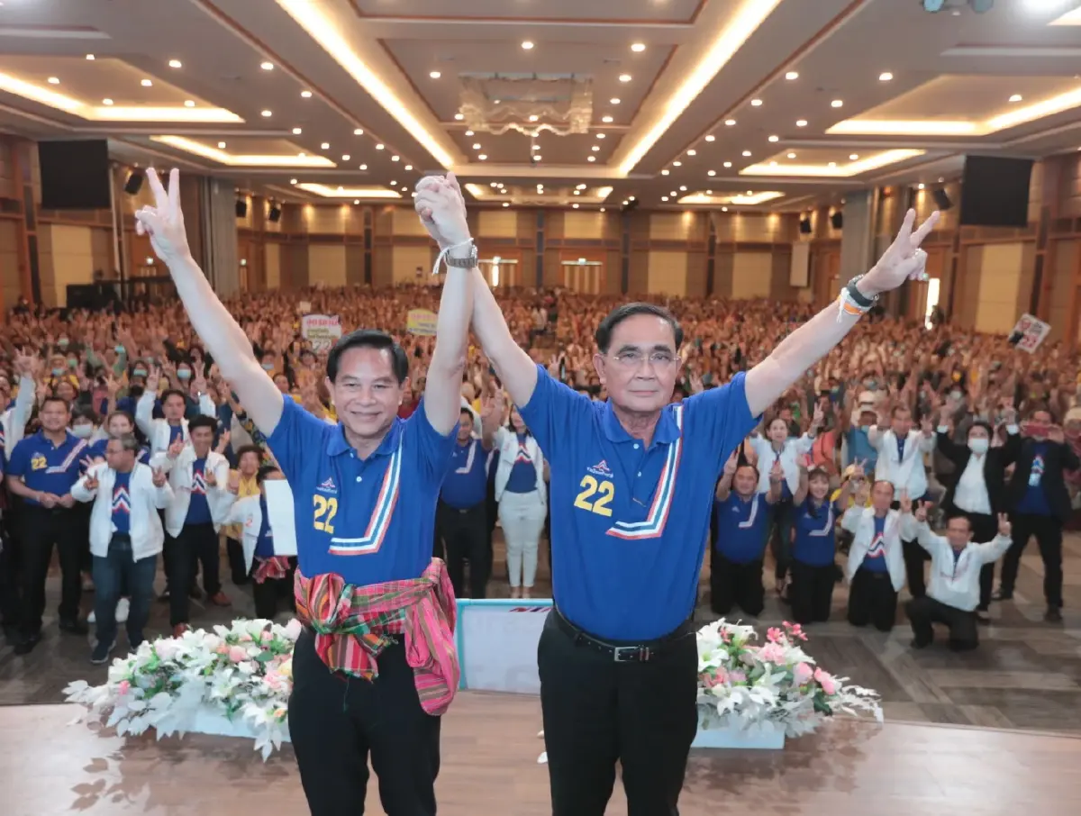 "บิ๊กตู่" ลั่นตั้งใจทำงานหนักไม่เสียดายชีวิต ขอชนะถล่มทลายตั้งรบ.เดียว