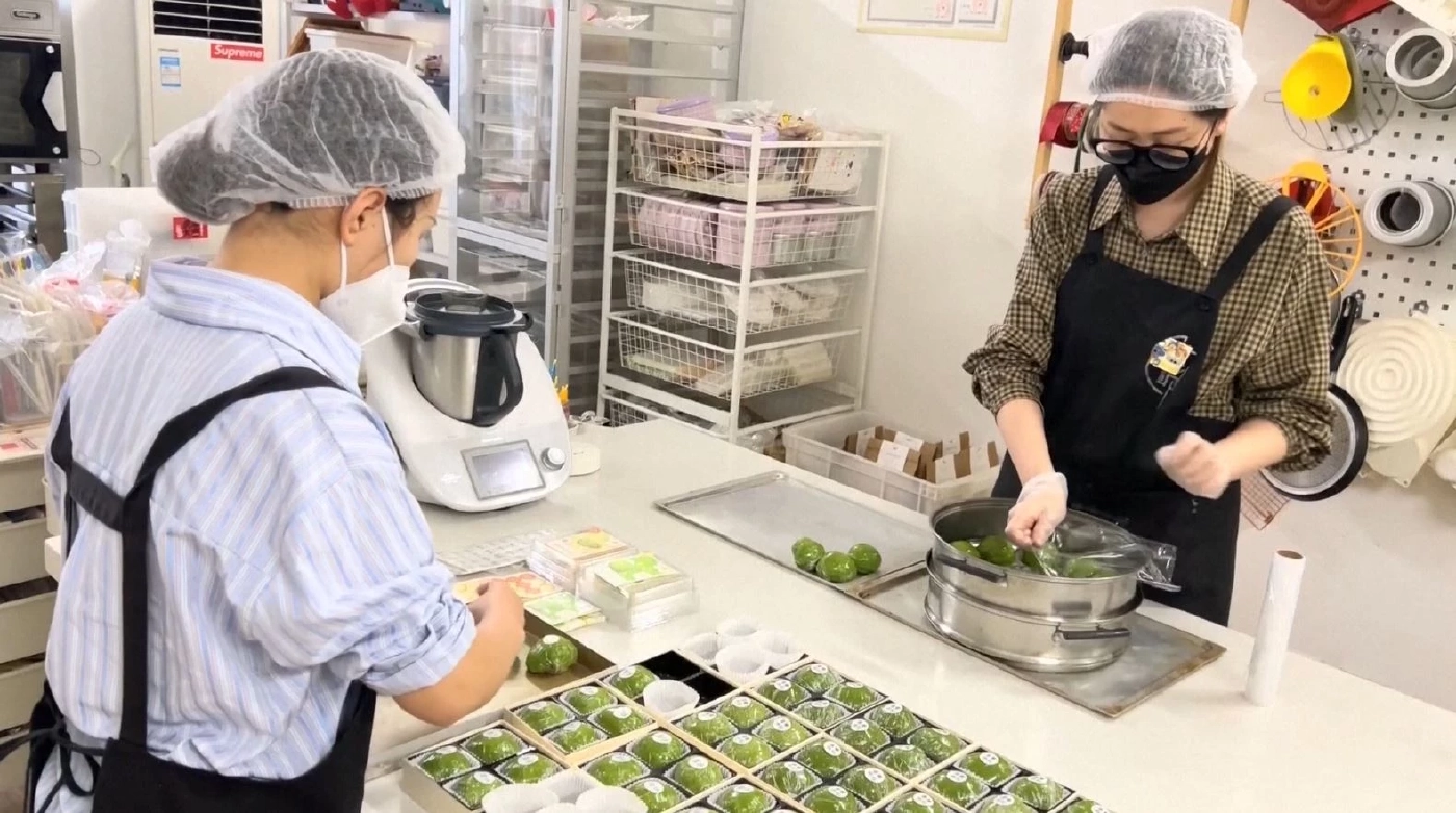 จีนแปลงขนมโบราณ 'ชิงถวน' ให้ก้าวล้ำนำยุค (คลิป)