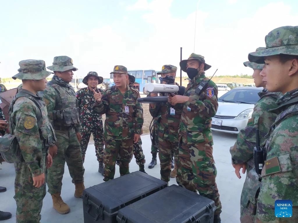 ปิดฉากซ้อมรบร่วม จีน กัมพูชา โดยใช้อาวุธยิงโจมตีแบบจริงๆ