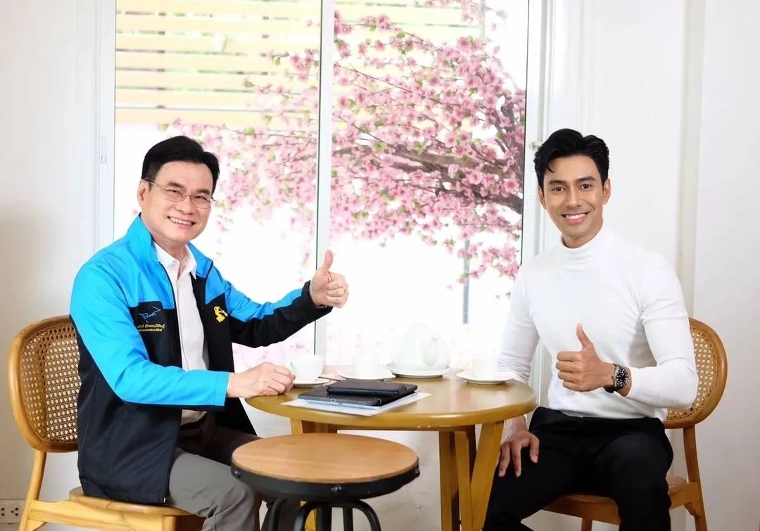 "เอส กันตพงศ์" ดำเนินรายการ เลือกตั้ง2566 โดยสนทนากับนายจุรินทร์  ลักษณวิศิษฎ์ หัวหน้าพรรคประชาธิปัตย์ 