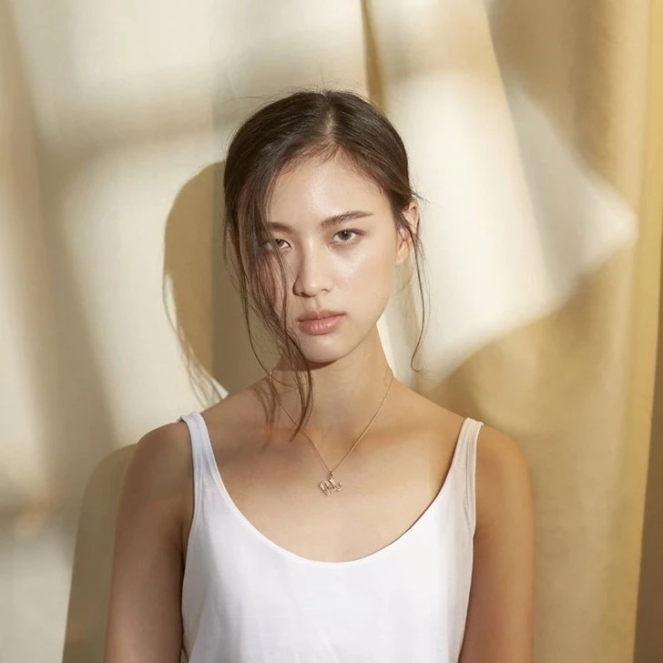 'เฌอเอม ชญาธนุส' มอง กกต. ประสบปัญหาร้ายแรง ควรทำงานให้คุ้มงบประมาณ