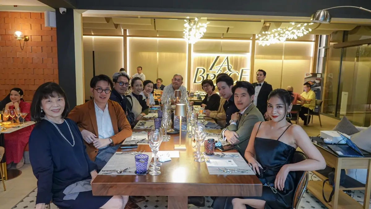 อิ่มอร่อยแถมได้ทำบุญ สองเชฟใหญ่ รังสรรค์มื้ออาหารการกุศล