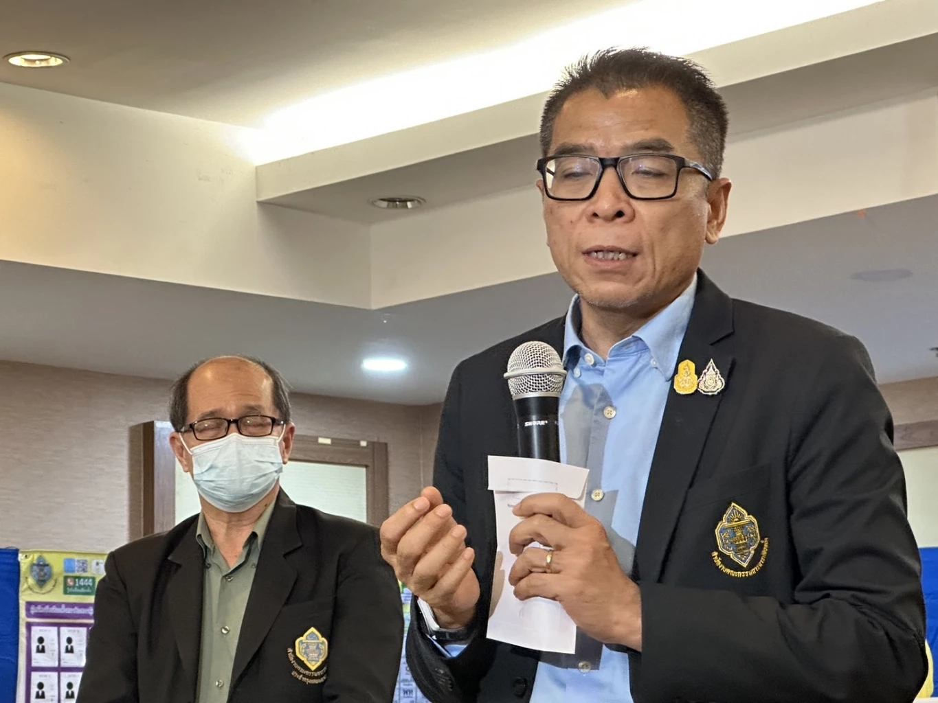 "กกต." สาธิตสถานที่ลงคะแนน ย้ำเลือกตั้งล่วงหน้าต้องเข้าคูหา 7 พ.ค.เท่านั้น