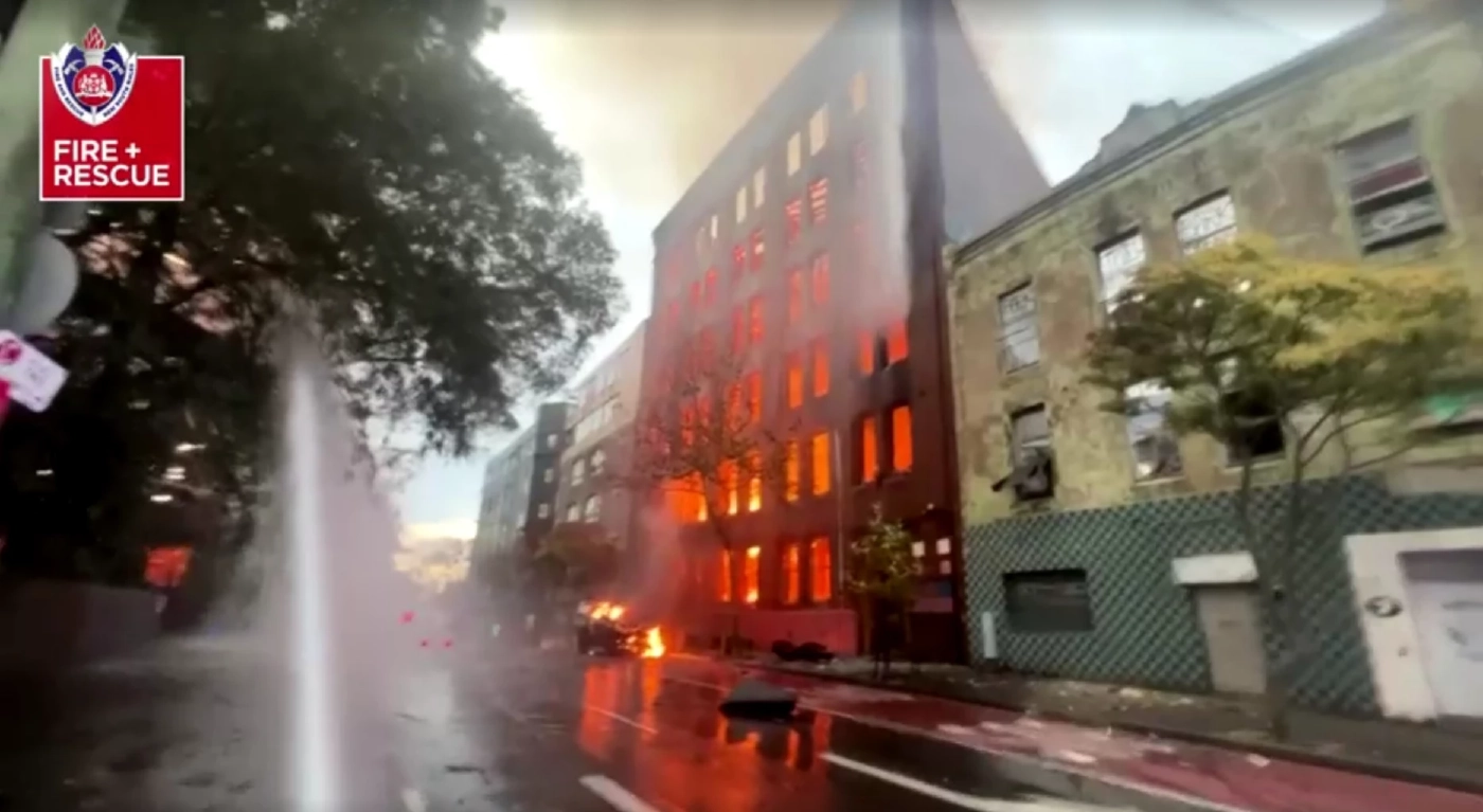 ไฟไหม้ครั้งใหญ่ที่อาคาร 7 ชั้น ใจกลางนครซิดนีย์ ออสเตรเลีย