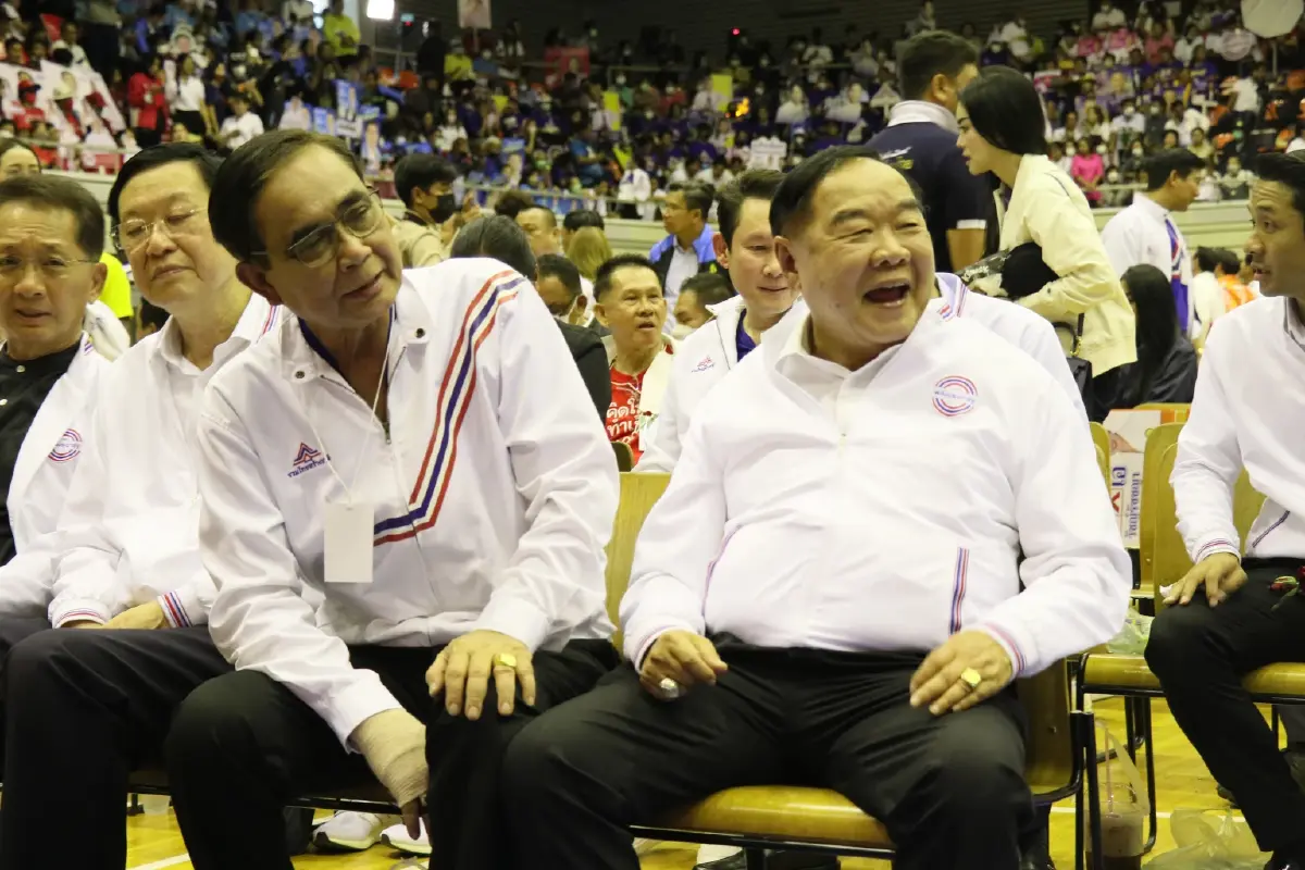 อนุสาวรีย์สมเด็จพระเจ้าตากสินฯ วงเวียนใหญ่  อินดอร์ สเตเดียม หัวหมาก