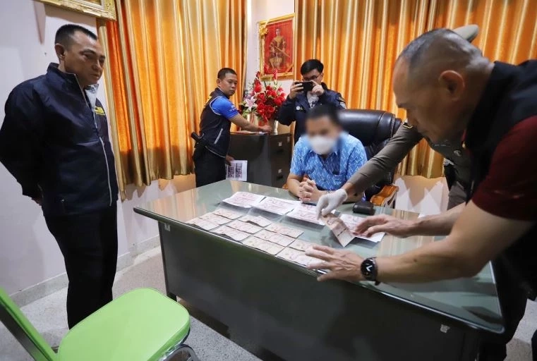 เปิดใจเจ้าของบ่อนไก่ ปมจ่ายส่วย นอภ.แม่วงก์ แฉขอผ่อนจ่ายก็ไม่ยอม (มีคลิป)