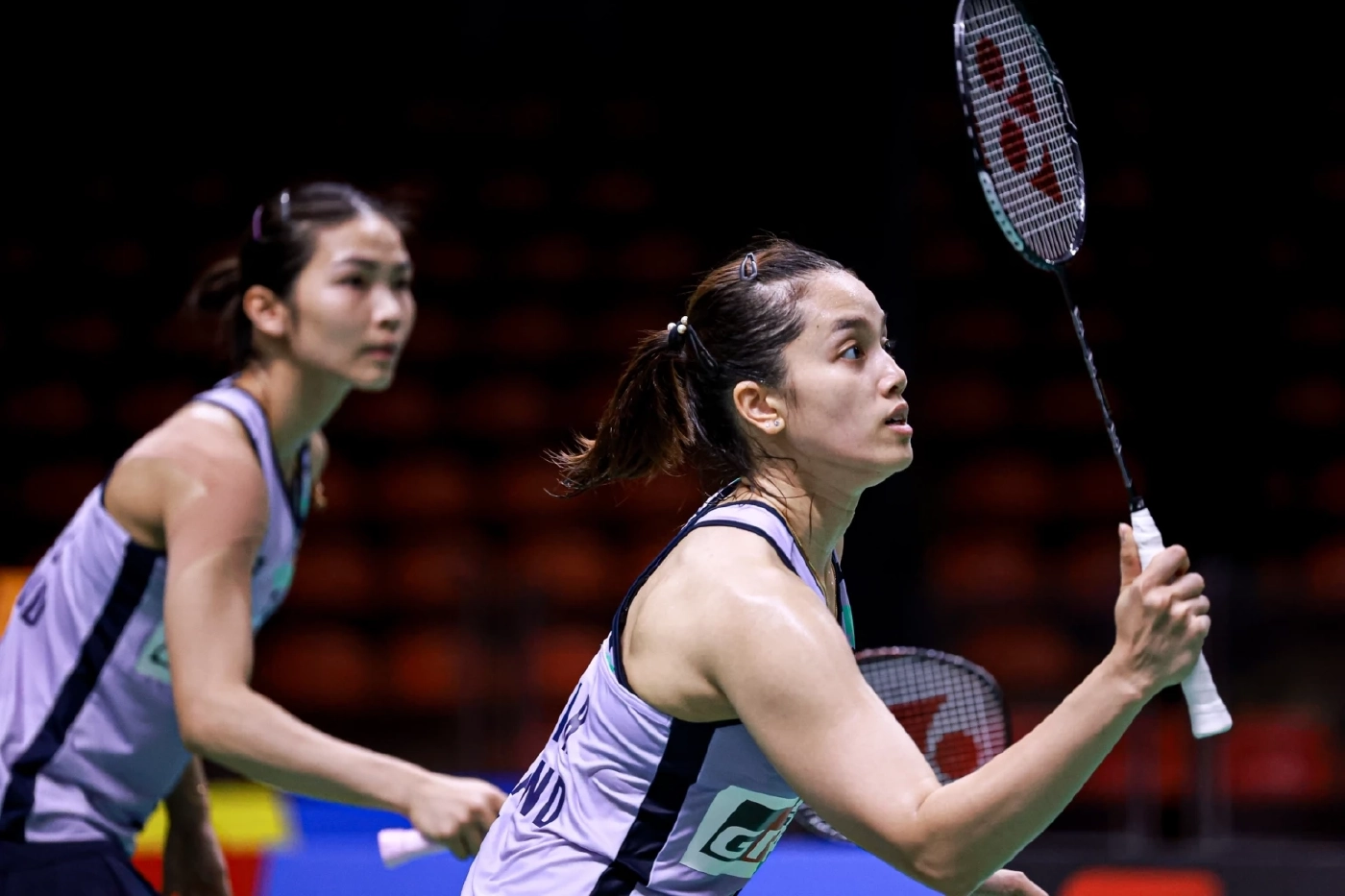 "หมิว" ควงคู่ "กิ๊ฟ-วิว" ฉลุยรอบแรกขนไก่ไทยแลนด์โอเพ่น