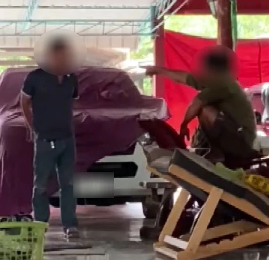 อดีต ลูกจ้าง อบจ. รัว 4 นัด เพื่อนบ้านดับ ยัวะจุดไฟเผาฟาง ทำต้นไม้เฉาตาย