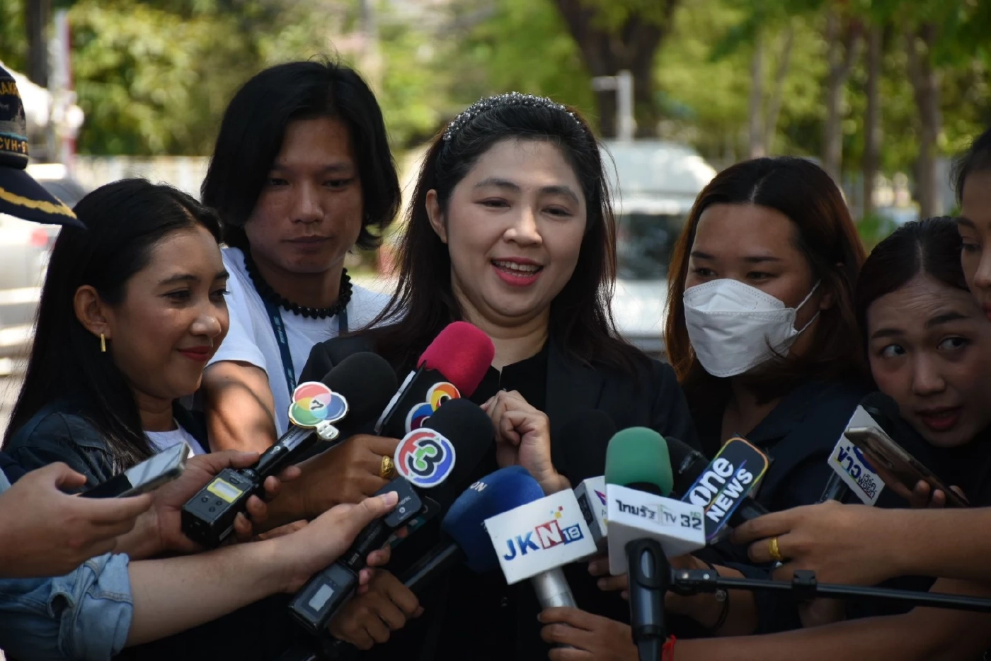 ทนายความของ "แอม สรารัตน์"