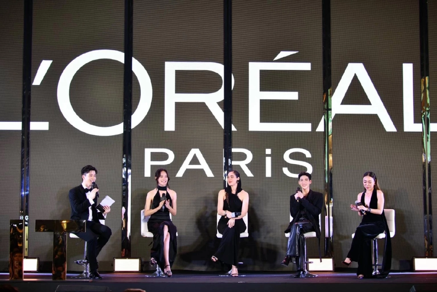 แพลนอนาคต "ชมพู่ อารยา" เตรียมส่งลูกไปเรียน ตปท. อีก 9 ปี ขอลาวงการบันเทิง