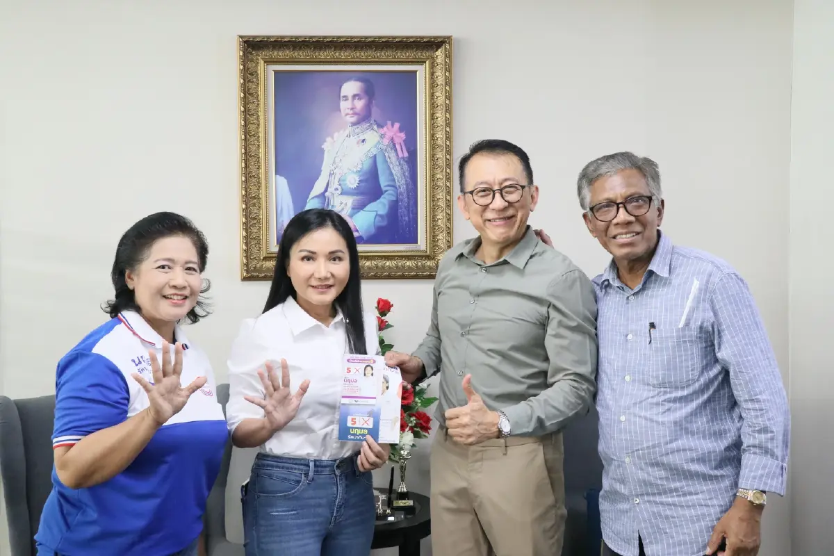 "ศ.ดร.นฤมล" ตะลุยหาเสียงช่วย "บ๊ะ นฤมล" เขต 14 เบอร์ 5 มั่นใจเสียงตอบรับดี