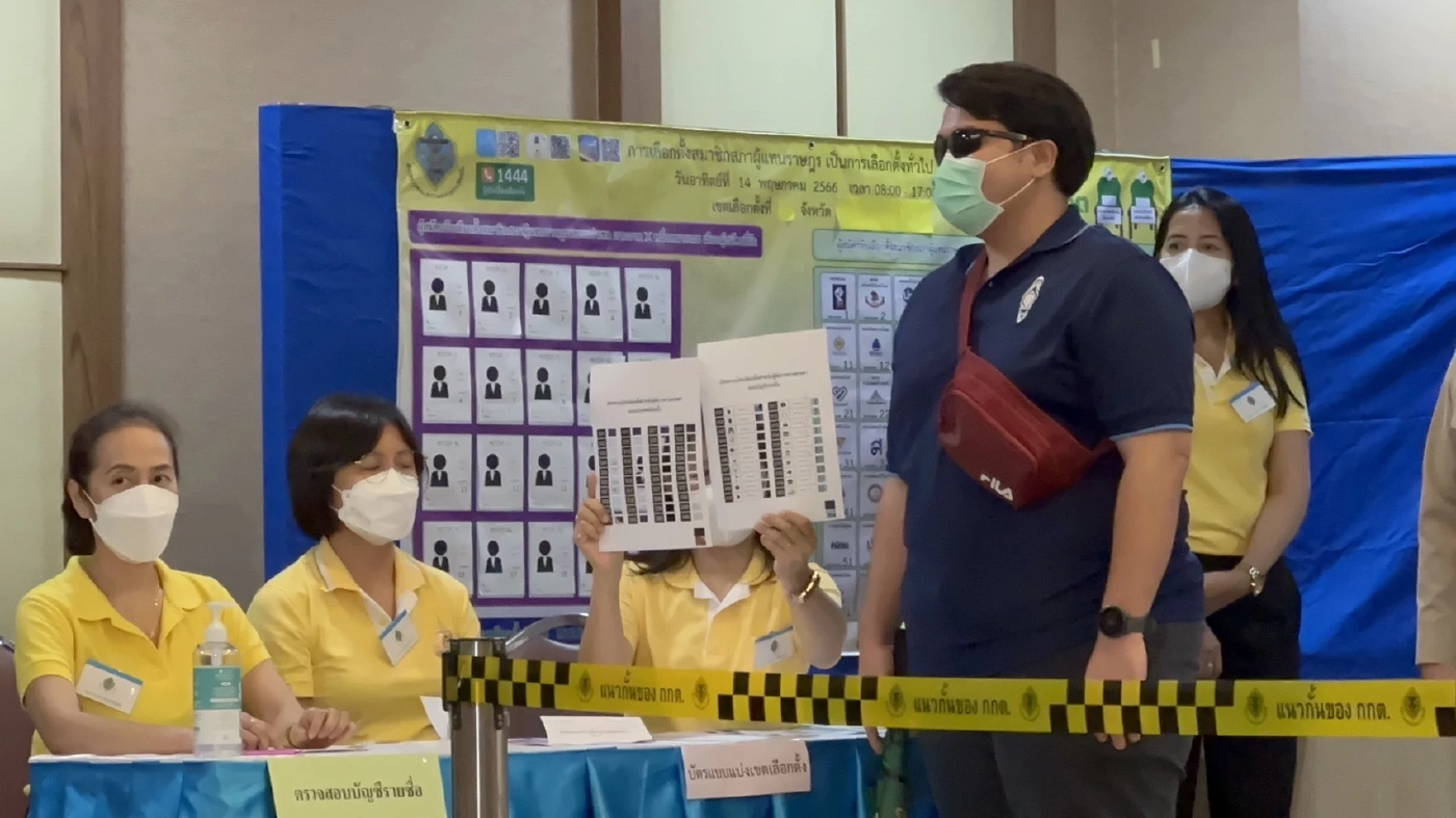 "กกต." สาธิตสถานที่ลงคะแนน ย้ำเลือกตั้งล่วงหน้าต้องเข้าคูหา 7 พ.ค.เท่านั้น