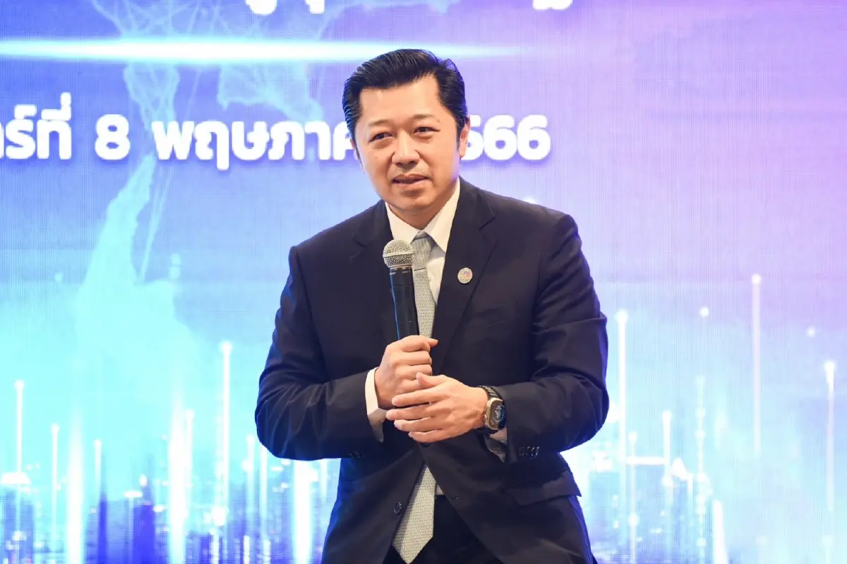 นายศุภชัย เจียรวนนท์ ประธานสภาดิจิทัลฯ