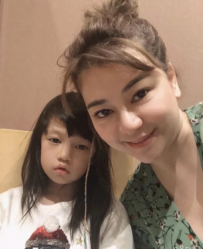 "โอ๋ ภัคจีรา" เปิดใจเล่าเรื่องรัก หนักสุดแอบร้องไห้ พยามฝืนยิ้มให้ลูก